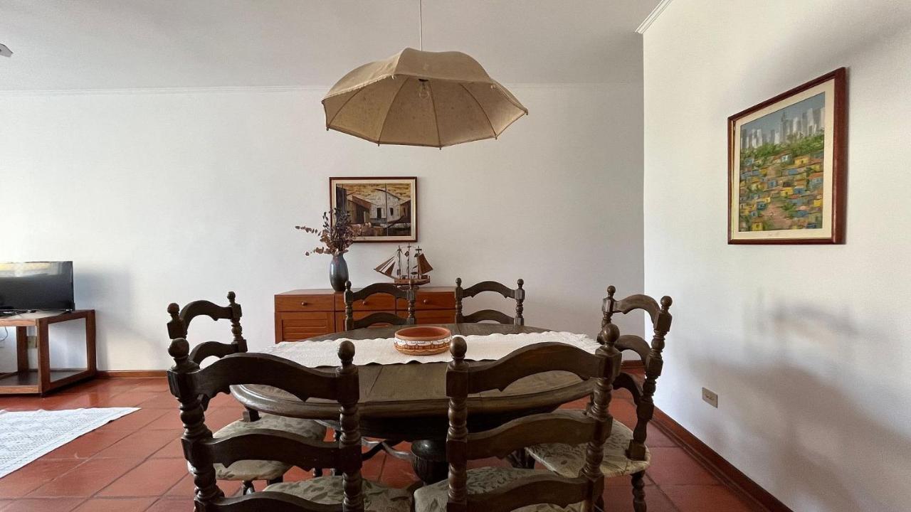 Amplo E Confortavel Em Pitangueiras Apartment