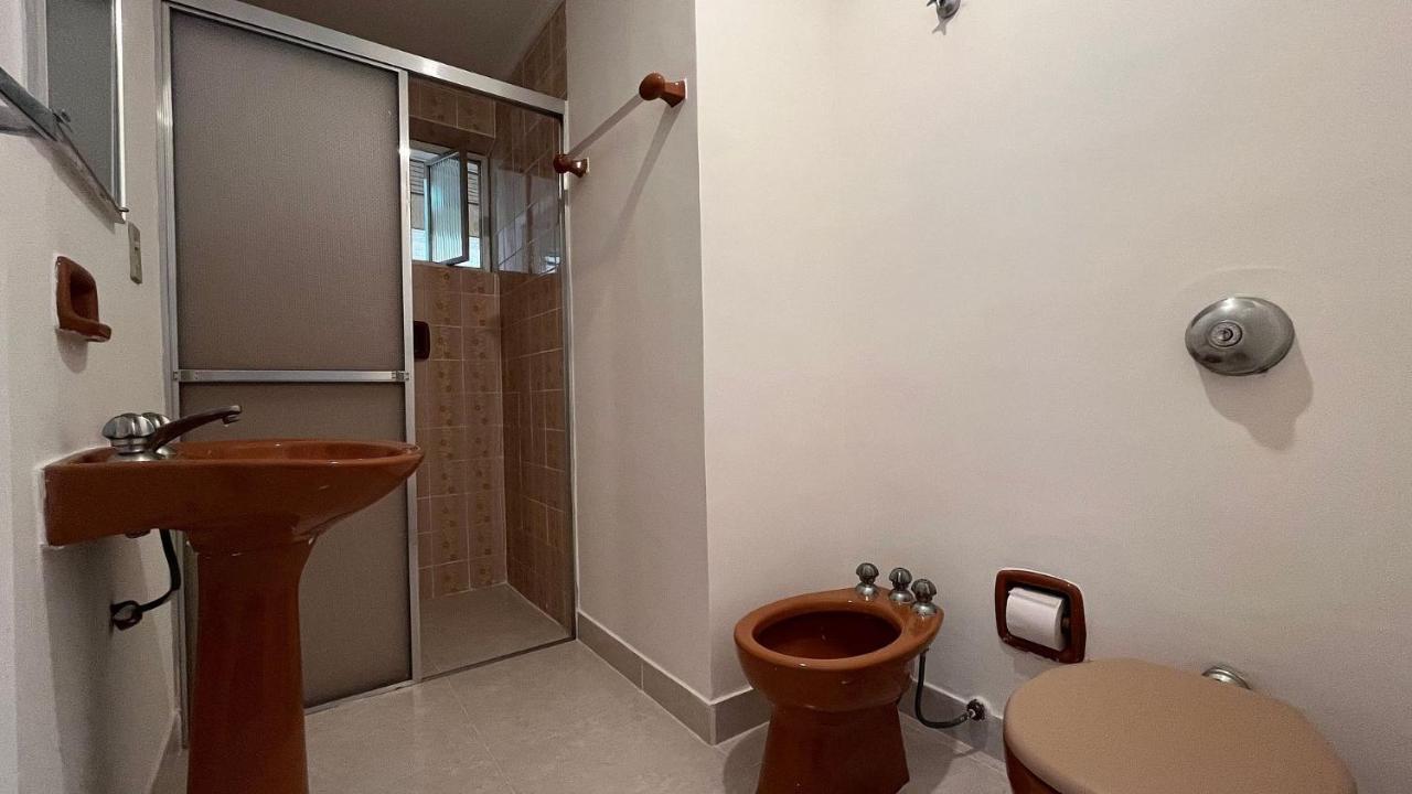 Amplo E Confortavel Em Pitangueiras Guaruja